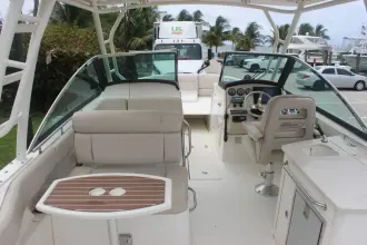 Thumbnail von Boston Whaler 270 Vantage