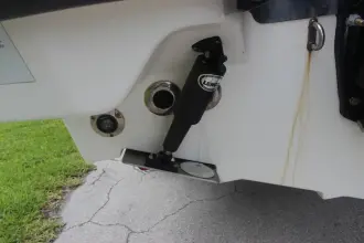 Thumbnail von Boston Whaler 270 Vantage