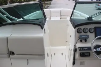 Thumbnail von Boston Whaler 270 Vantage