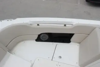 Thumbnail von Boston Whaler 270 Vantage