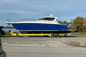 Thumbnail von Tiara Yachts 4400 Sovran