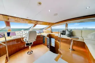 Thumbnail von Hargrave 100 Raised Pilothouse