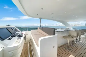Thumbnail von Hargrave 100 Raised Pilothouse