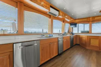 Thumbnail von Avenger Luxury Catamaran Coastal Cruiser The Ark