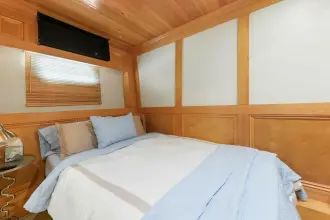 Thumbnail von Avenger Luxury Catamaran Coastal Cruiser The Ark