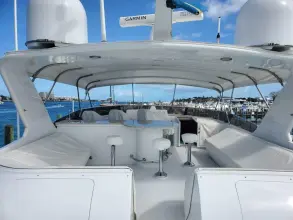 Thumbnail von Hatteras 75 Sport Deck Island Dancer