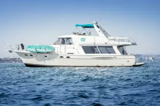 Приключения на пилотской рубке Meridian 490 ждут вас