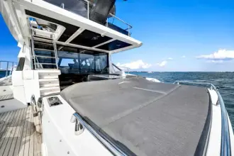 Thumbnail von Azimut S6