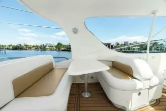 Thumbnail von Sea Ray 540 Cockpit L'attitude Adjustment