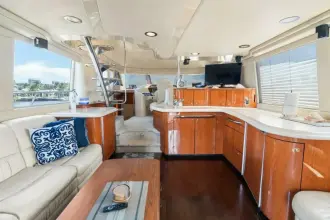 Thumbnail von Sea Ray 540 Cockpit L'attitude Adjustment