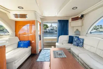 Thumbnail von Sea Ray 540 Cockpit L'attitude Adjustment