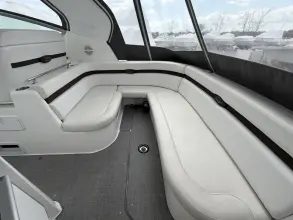 Thumbnail von Rinker 360 Express Cruiser