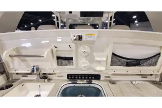 Thumbnail von Boston Whaler 420 Outrage