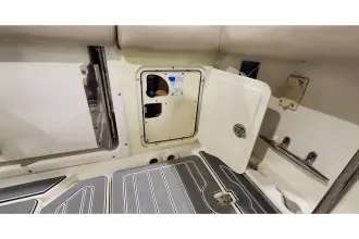 Thumbnail von Boston Whaler 420 Outrage