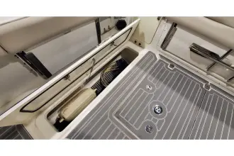 Thumbnail von Boston Whaler 420 Outrage
