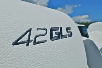 Thumbnail von Cruisers Yachts 42 GLS