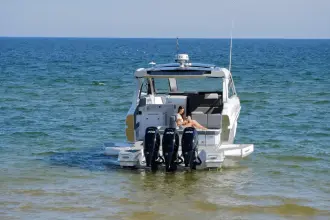 Thumbnail von Cruisers Yachts 42 GLS