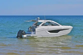 Thumbnail von Cruisers Yachts 42 GLS