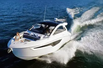 Thumbnail von Cruisers Yachts 42 GLS