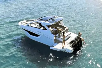 Thumbnail von Cruisers Yachts 42 GLS