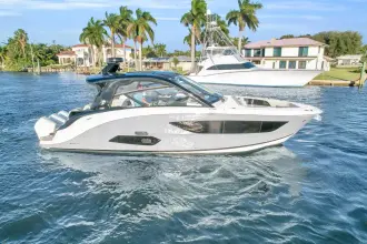 Thumbnail von Sea Ray 370 Sundancer