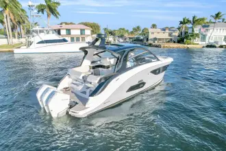 Thumbnail von Sea Ray 370 Sundancer