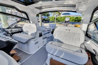 Thumbnail von Sea Ray 370 Sundancer