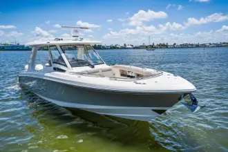 Thumbnail von Boston Whaler 350 Realm