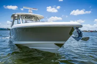 Thumbnail von Boston Whaler 350 Realm
