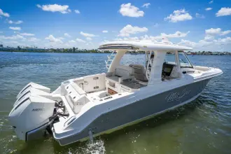 Thumbnail von Boston Whaler 350 Realm