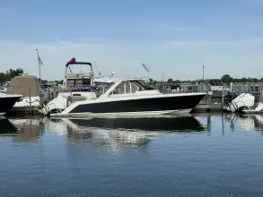 Thumbnail von Tiara Yachts 38 LS