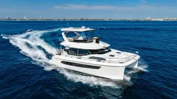 Thumbnail von Aquila 44 Yacht