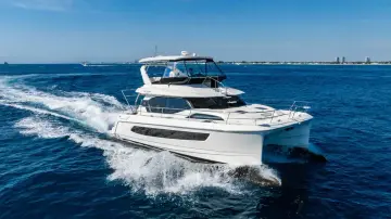 Thumbnail von Aquila 44 Yacht