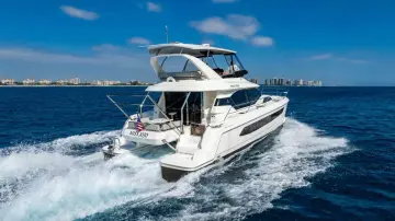 Thumbnail von Aquila 44 Yacht