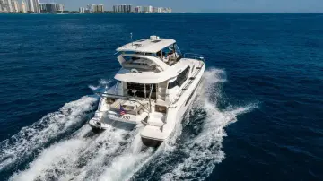 Thumbnail von Aquila 44 Yacht
