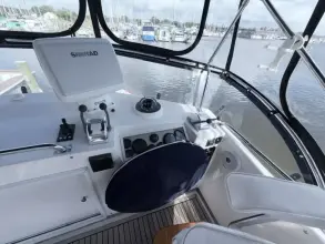 Thumbnail von Grand Banks 42 Flybridge Motor Yacht AT LAST