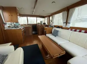Thumbnail von Grand Banks 42 Flybridge Motor Yacht AT LAST