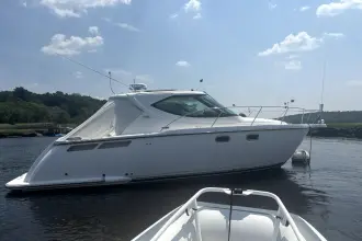 Thumbnail von Tiara Yachts 3500 Sovran JAX