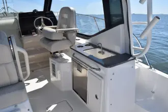 Thumbnail von Boston Whaler 325 Conquest SIP N SEA