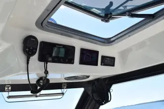 Thumbnail von Boston Whaler 325 Conquest SIP N SEA