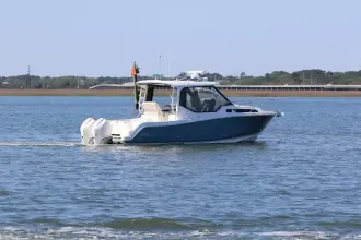 Thumbnail von Boston Whaler 325 Conquest SIP N SEA