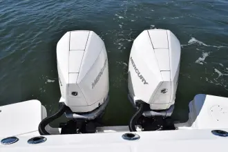 Thumbnail von Boston Whaler 325 Conquest SIP N SEA