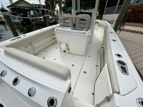 Thumbnail von Boston Whaler 280 Outrage
