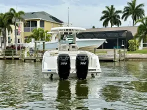 Thumbnail von Boston Whaler 280 Outrage