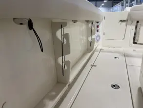 Thumbnail von Boston Whaler 280 Outrage