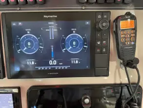 Thumbnail von Boston Whaler 280 Outrage