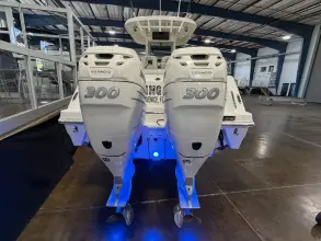 Thumbnail von Boston Whaler 280 Outrage