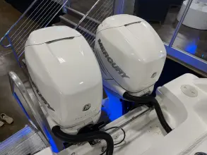 Thumbnail von Boston Whaler 280 Outrage