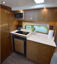 Thumbnail von Cruisers Yachts 390 Express Coupe