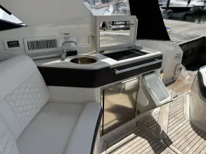 Thumbnail von Sea Ray 320 Sundancer
